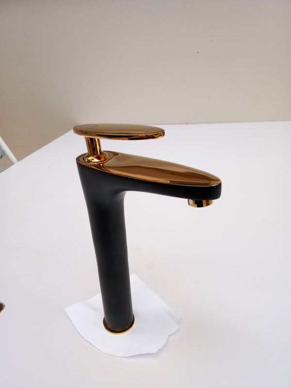 VÒI CHẬU RỬA MẶT LAVABO DƯƠNG BÀN MẠ ĐEN V303B_5d47ae3c14626.jpeg